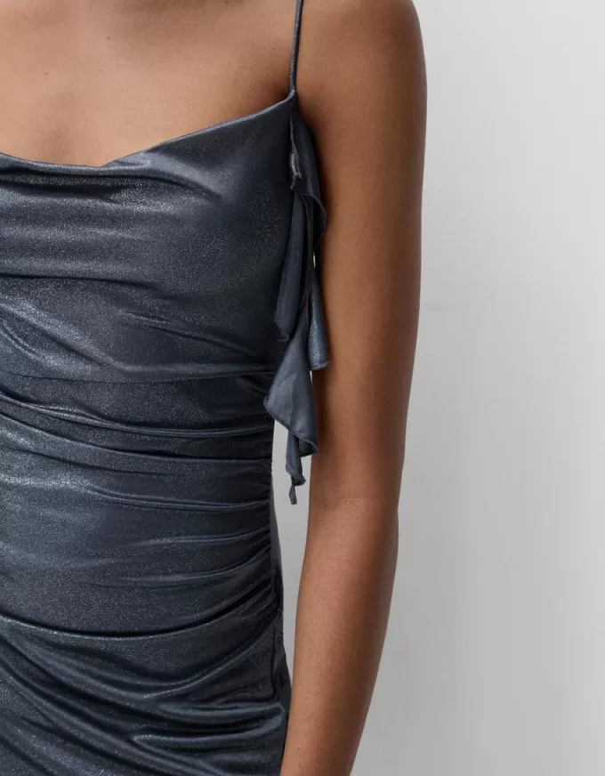 Rochie mini cu bretele lucioase Rochie mini cu bretele lucioase