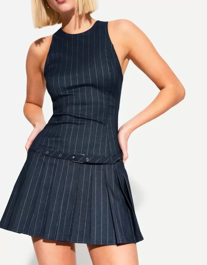 Rochie mini cu curea cravata Rochie mini cu curea cravata