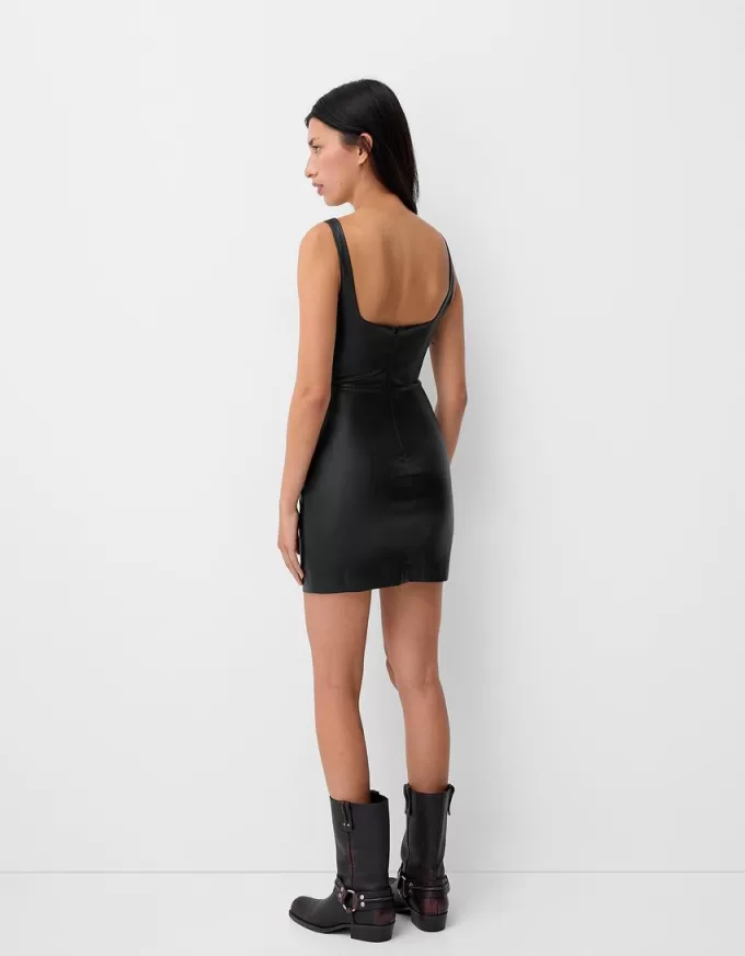 Rochie mini cu efect piele Rochie mini cu efect piele