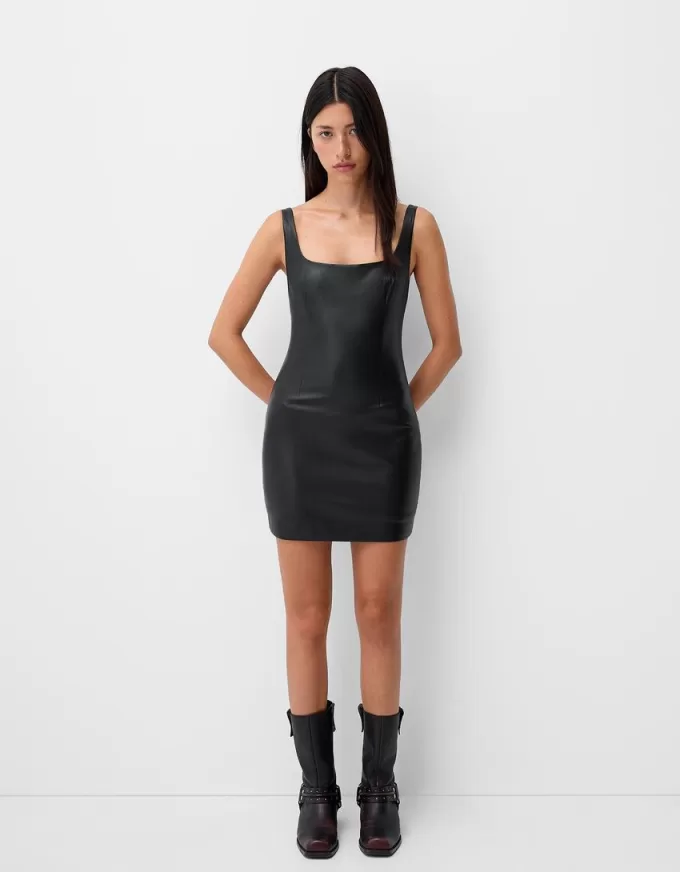 Rochie mini cu efect piele Rochie mini cu efect piele