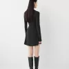 Rochie mini cu gat inalt Rochie mini cu gat inalt