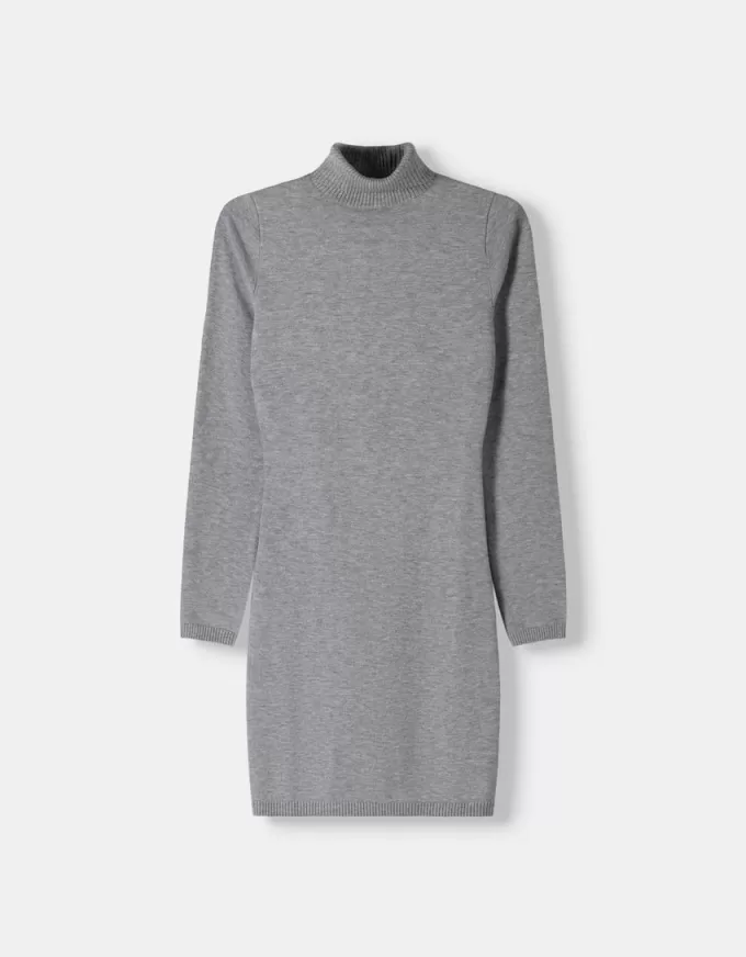 Rochie mini cu gat inalt Rochie mini cu gat inalt