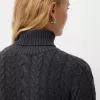 Rochie mini cu gât înalt din tricot cablu Rochie mini cu gât înalt din tricot cablu