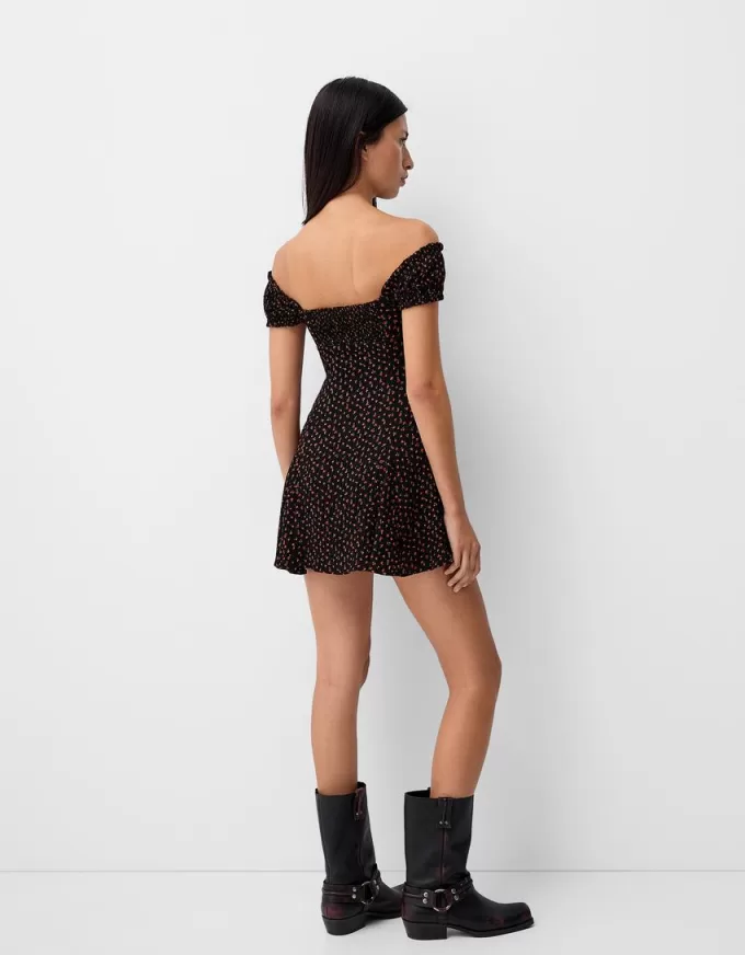 Rochie mini cu imprimeu floral Rochie mini cu imprimeu floral