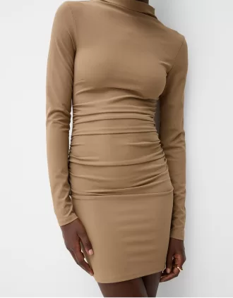 Rochie mini cu maneca lunga