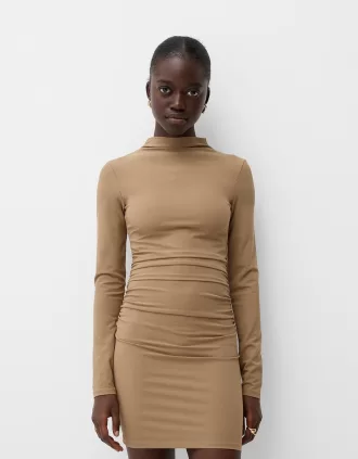 Rochie mini cu maneca lunga