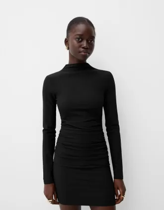 Rochie mini cu maneca lunga