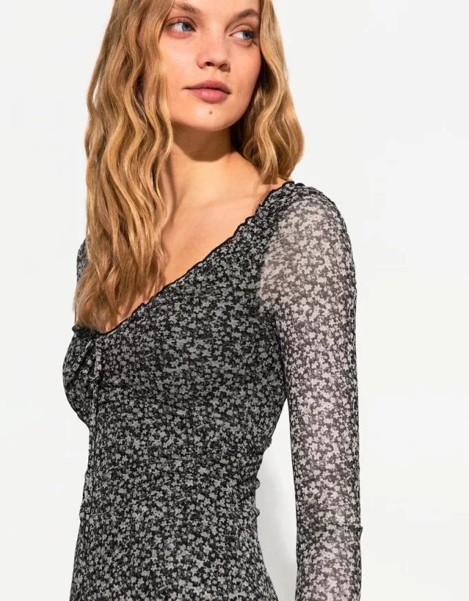 Rochie mini cu maneca lunga imprimata Rochie mini cu maneca lunga imprimata