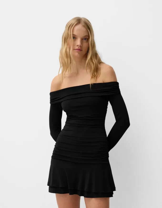 Rochie mini cu maneci lungi cu volane SERIA BERSHKA Rochie mini cu maneci lungi cu volane SERIA BERSHKA
