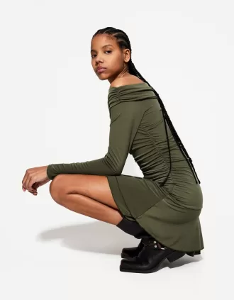 Rochie mini cu maneci lungi cu volane SERIA BERSHKA