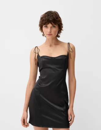 Rochie mini din satin