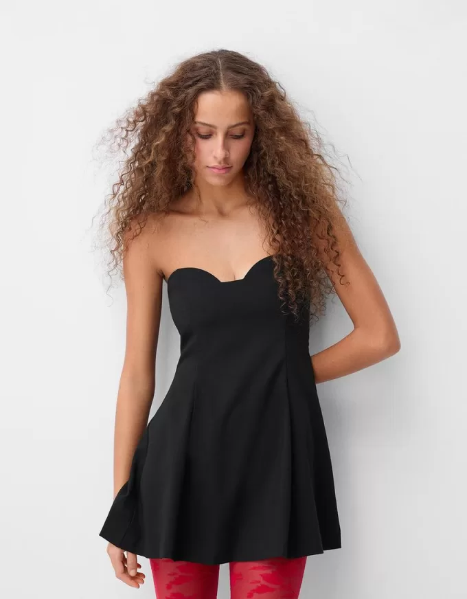 Rochie mini evazată fără umeri, cu decolteu în formă de inimă Rochie mini evazată fără umeri, cu decolteu în formă de inimă