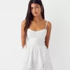 Rochie mini evazată tăiată Rochie mini evazată tăiată