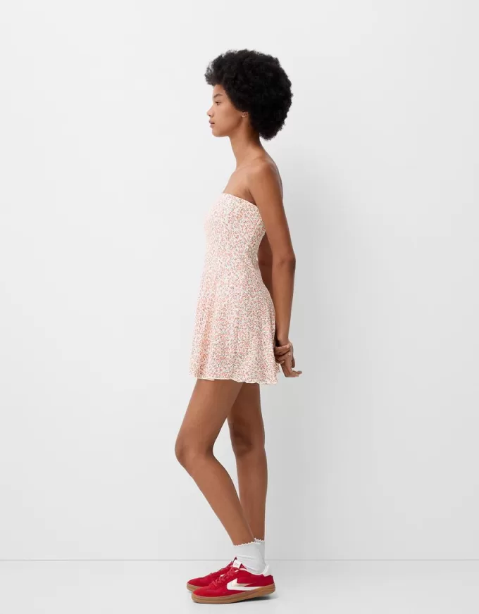 Rochie mini tip bandeau din crepon Rochie mini tip bandeau din crepon