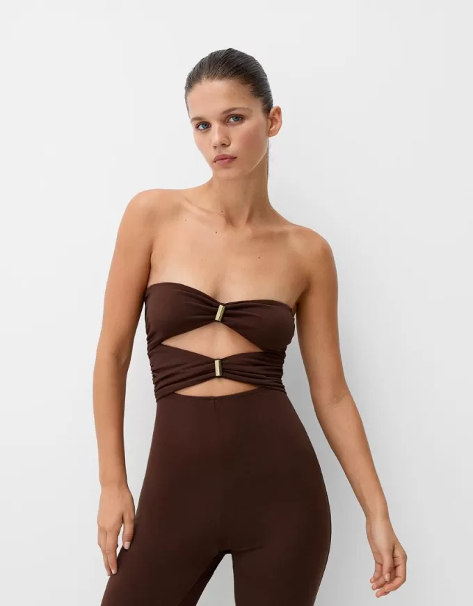 Salopetă cu decupaj bandeau Salopetă cu decupaj bandeau