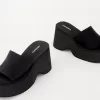 Sandale cu platformă Sandale cu platformă