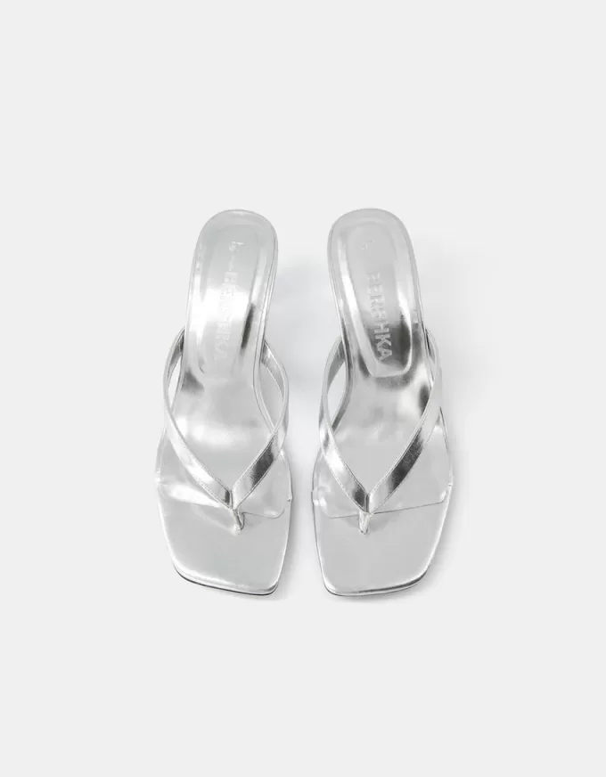 Sandale metalice cu toc pisoi Sandale metalice cu toc pisoi