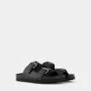 Sandale plate cu catarame din PIELE
