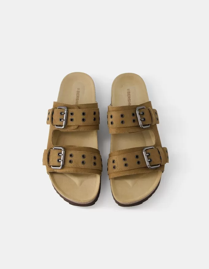 Sandale plate cu catarame din PIELE