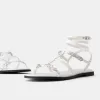 Sandale plate cu detalii inele Sandale plate cu detalii inele