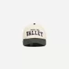 Șapcă de varsity cu broderie Șapcă de varsity cu broderie