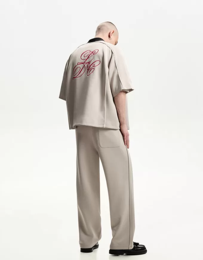Set cămașă și pantaloni Set cămașă și pantaloni