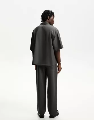 Set cămașă și pantaloni