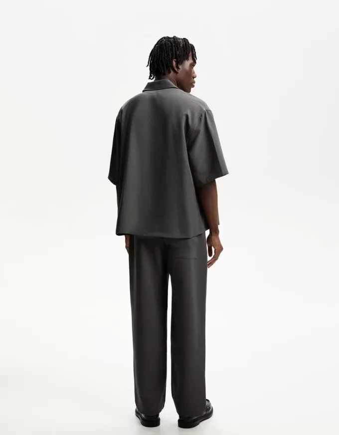 Set cămașă și pantaloni Set cămașă și pantaloni