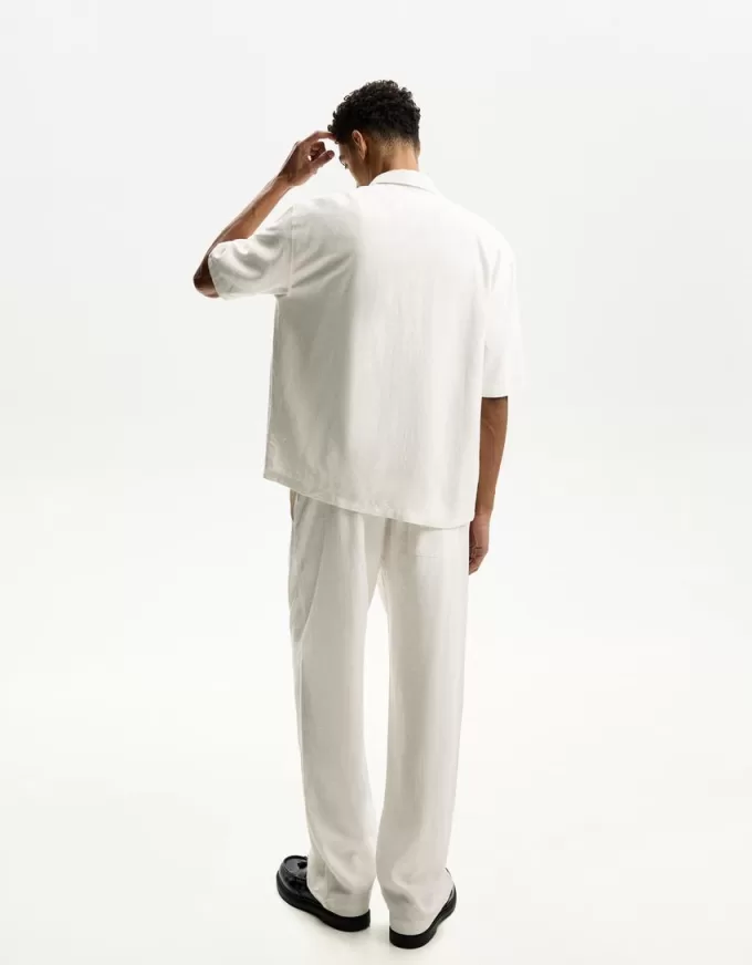 Set cămașă și pantaloni Set cămașă și pantaloni