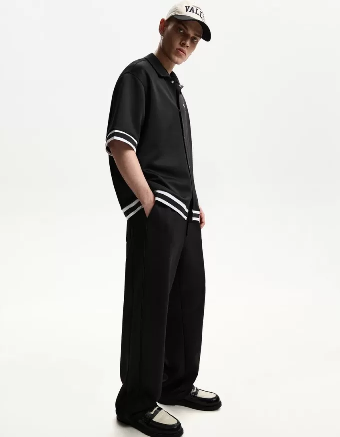 Set cămașă și pantaloni Set cămașă și pantaloni