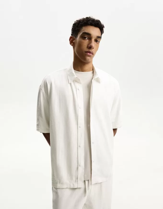 Set cămașă și pantaloni Set cămașă și pantaloni