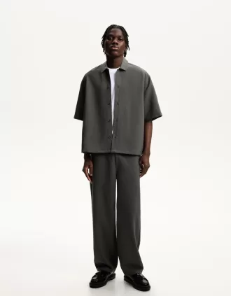 Set cămașă și pantaloni