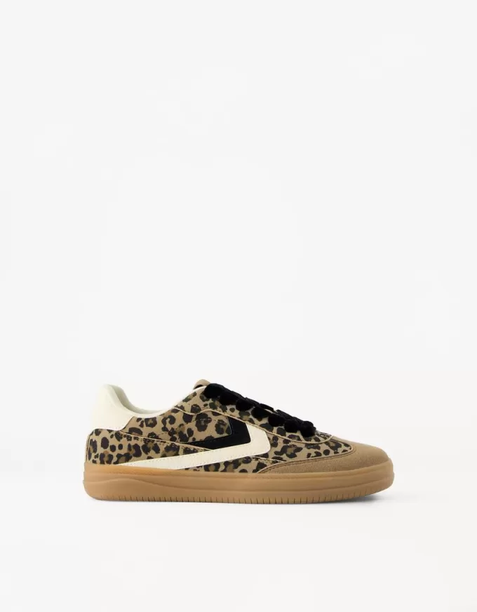 Tenisi retro cu imprimeu animal Tenisi retro cu imprimeu animal