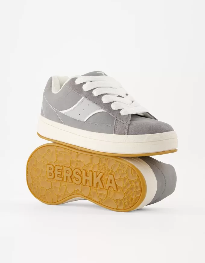 Tenisi skater din piele despicată
