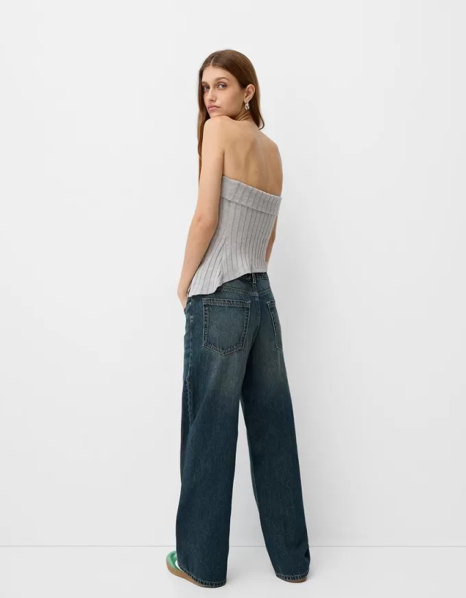 Top bandeau cu fantă laterală