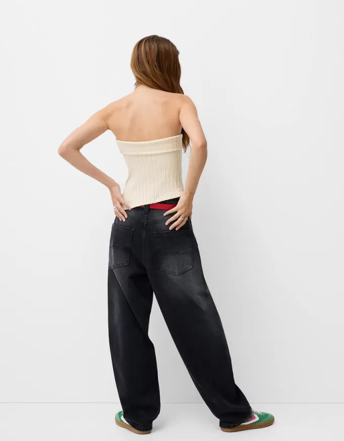 Top bandeau cu fantă laterală