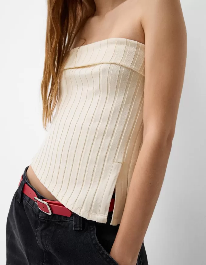 Top bandeau cu fantă laterală