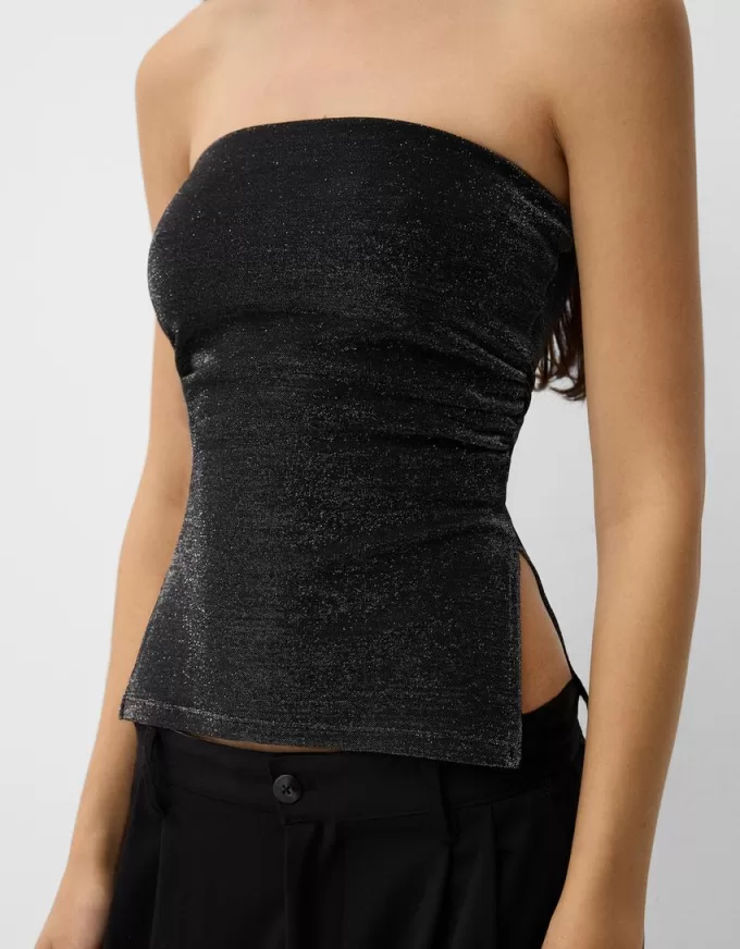Top bandeau cu fir metalic cu orificii laterale