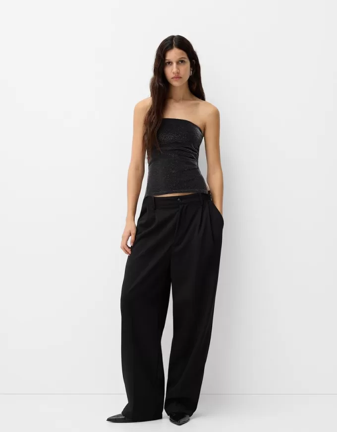Top bandeau cu fir metalic cu orificii laterale