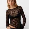 Top blond din dantela cu maneca lunga Top blond din dantela cu maneca lunga