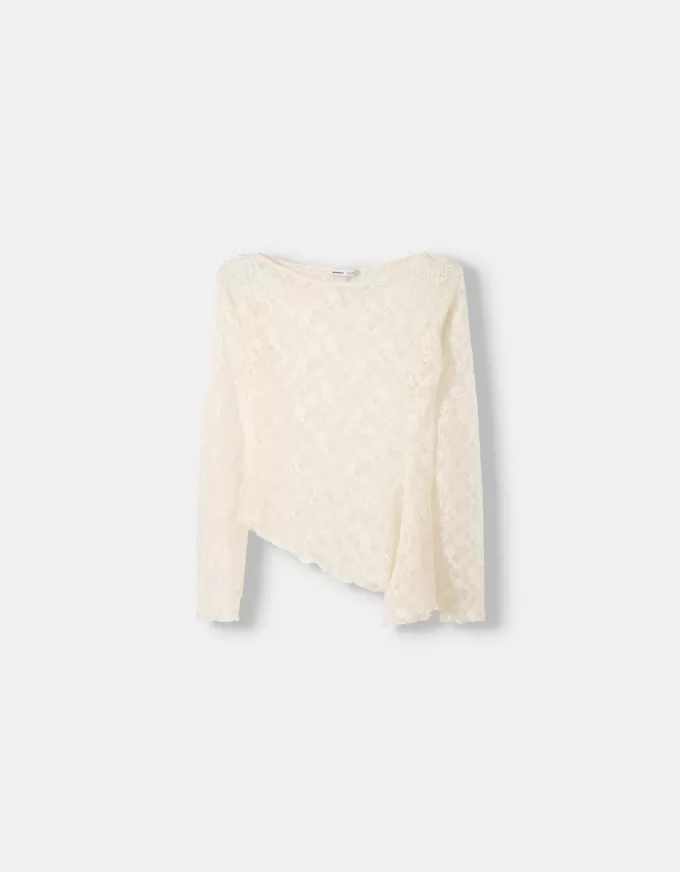 Top blond din dantela cu maneca lunga Top blond din dantela cu maneca lunga