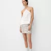 Top cu halter brodat Top cu halter brodat
