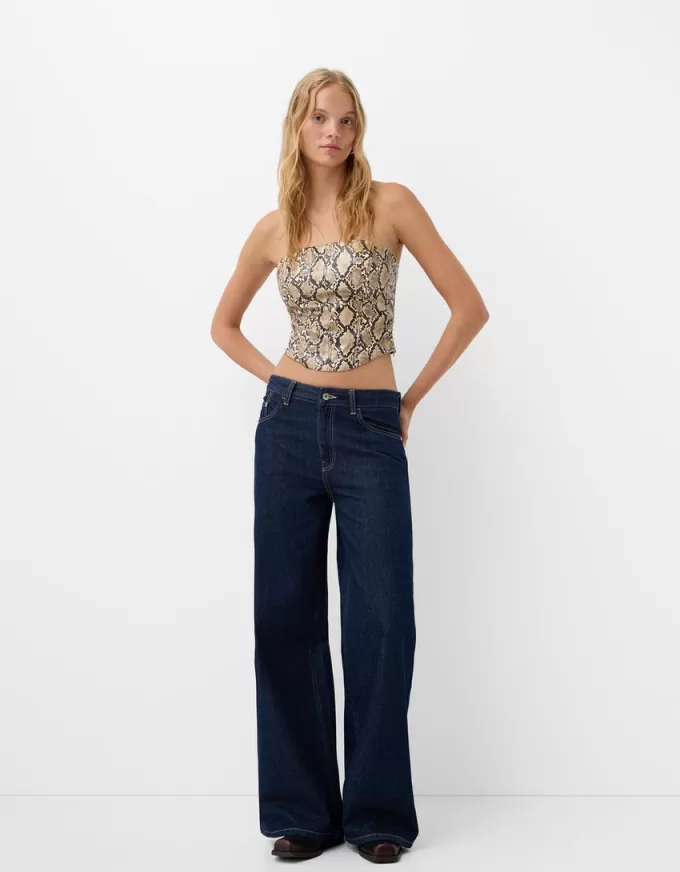 Top de inspirație corseterie cu efect de piele cu imprimeu animal