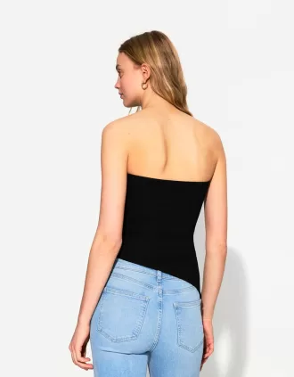 Top tip bandeau cu volan