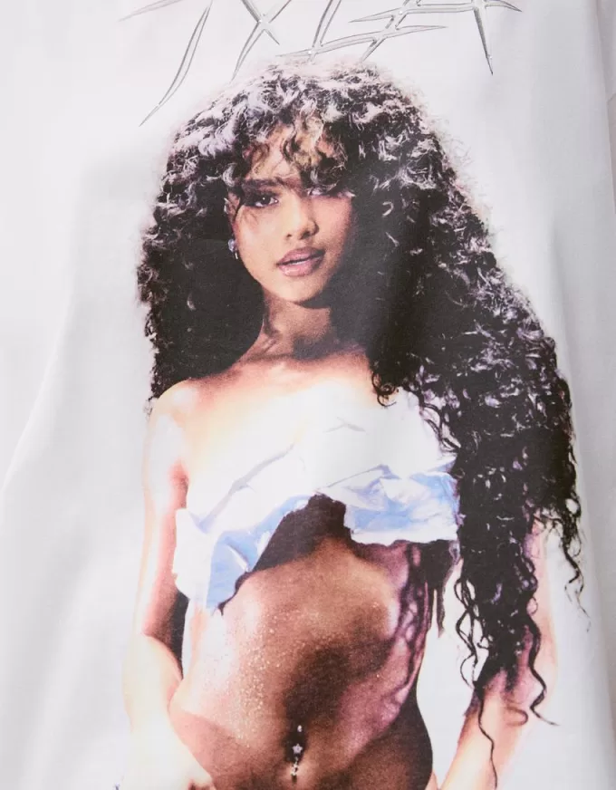 Tricou Tyla cu maneca scurta cu strasuri Tricou Tyla cu maneca scurta cu strasuri