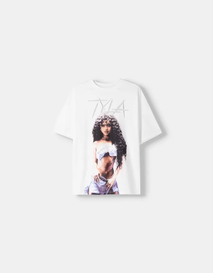 Tricou Tyla cu maneca scurta cu strasuri Tricou Tyla cu maneca scurta cu strasuri