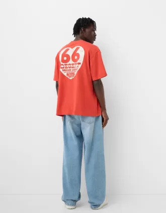 Tricou brodat cu mânecă scurtă, relaxat