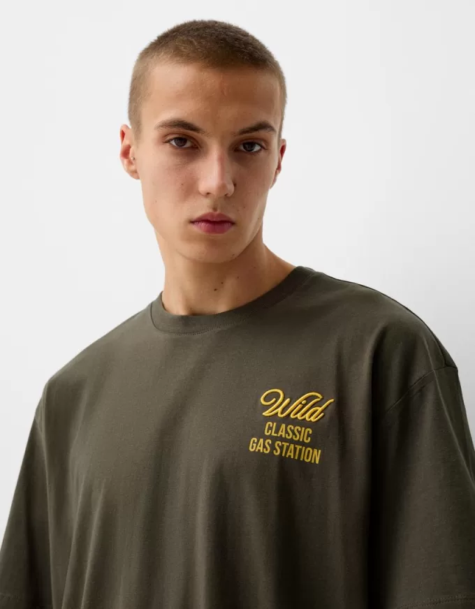 Tricou brodat cu mânecă scurtă, relaxat