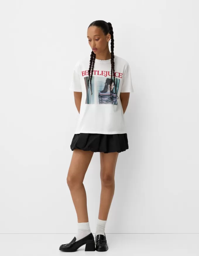 Tricou cu imprimeu Beershka x Beetlejuice Tricou cu imprimeu Beershka x Beetlejuice