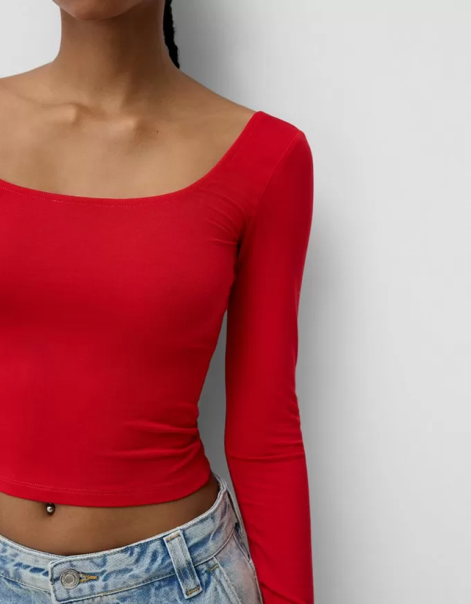 Tricou cu mânecă lungă cu decolteu pătrat Tricou cu mânecă lungă cu decolteu pătrat